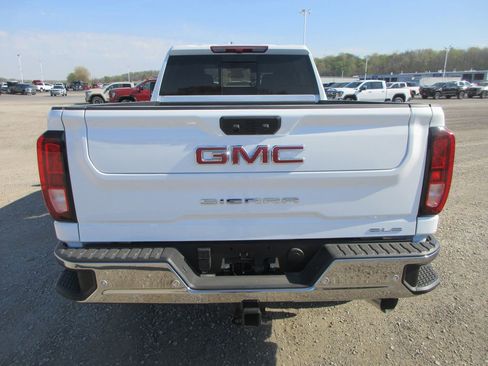 New 2026 GMC Sierra 2500 SLE w/ SLE Value Package; AWD/4WD image 5