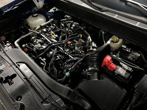 Used 2023 Ford Maverick Lariat w/ Lariat Luxury Package image 46