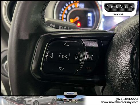 Used 2022 Jeep Gladiator Sport AWD/4WD image 20