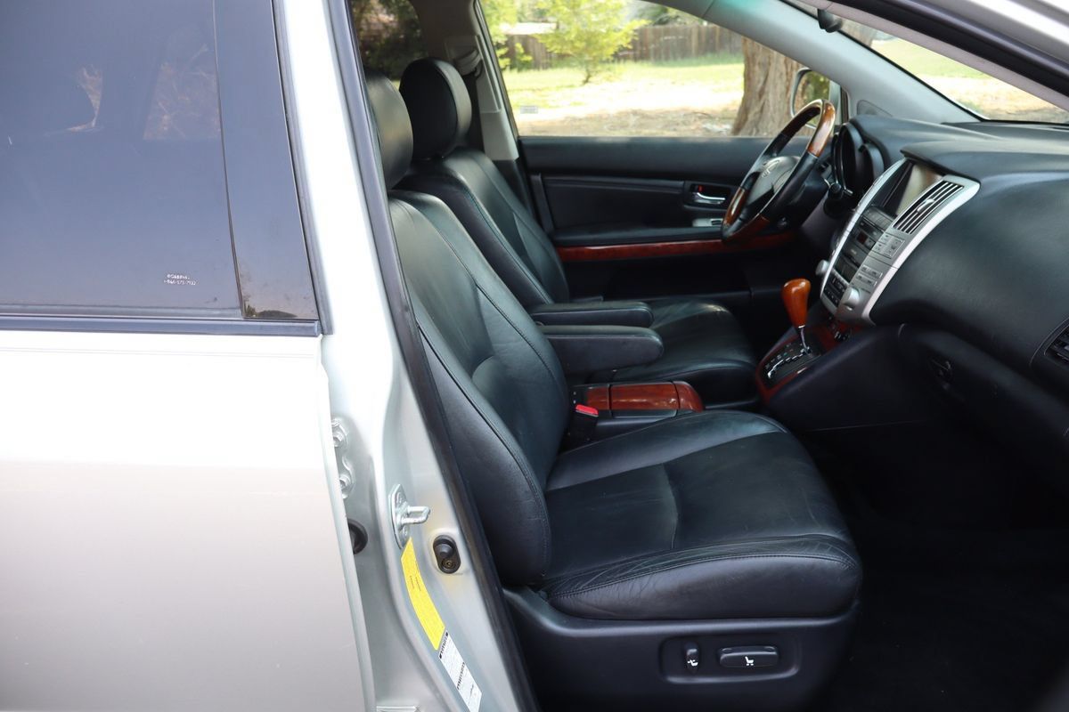 Used 2004 Lexus RX 330 AWD w/ Premium Plus Pkg image 22
