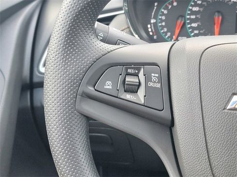 Certified 2022 Chevrolet Trax LS w/ Tint and Cruise Package image 33