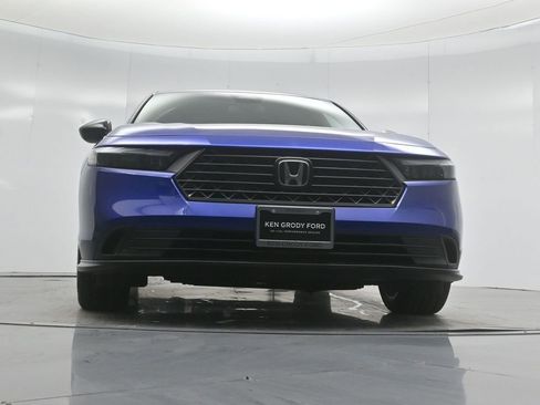 Used 2023 Honda Accord Sport image 43