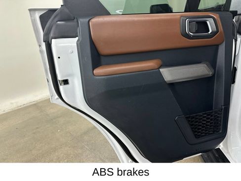 Used 2023 Ford Bronco Outer Banks AWD/4WD image 33