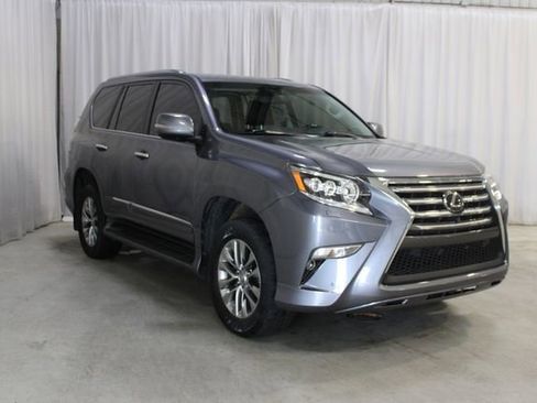 Used 2018 Lexus GX 460 Luxury AWD/4WD image 28