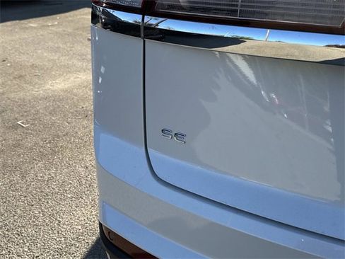 New 2026 Volkswagen Atlas Cross Sport SE image 5