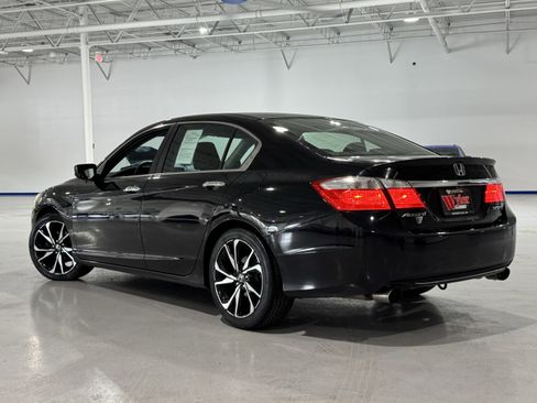 Used 2014 Honda Accord Sport image 16