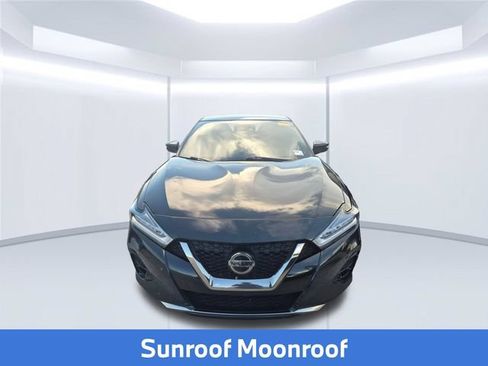 Used 2019 Nissan Maxima SR w/ Sport Mat Group FWD image 8