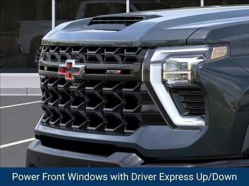 New 2026 Chevrolet Silverado 2500 ZR2 AWD/4WD image 15