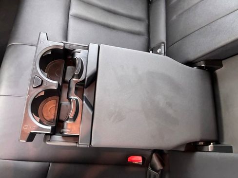 Used 2019 BMW 530i xDrive AWD/4WD image 16
