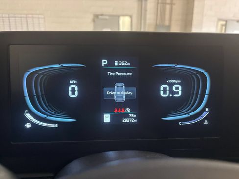 Used 2025 Kia Sportage LX FWD image 39
