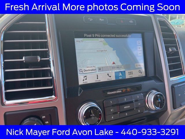 Used 2016 Ford F150 Lariat w/ Equipment Group 502A Luxury AWD/4WD image 3