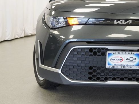 Used 2025 Kia Soul LX w/ LX Technology Package FWD image 33