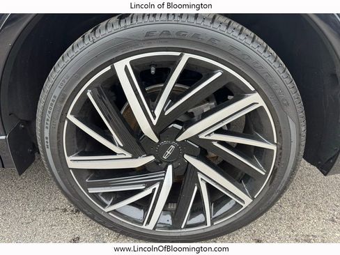 Certified 2025 Lincoln Aviator Black Label w/ Jet Appearance Package image 21