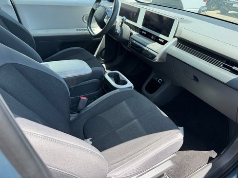 Used 2024 Hyundai Ioniq 5 SEL RWD image 2