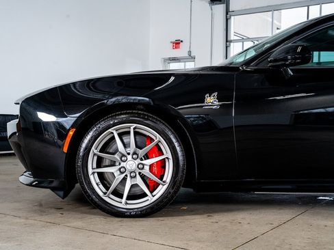 Used 2025 Dodge Charger R/T Scat Pack w/ Track Pack image 9