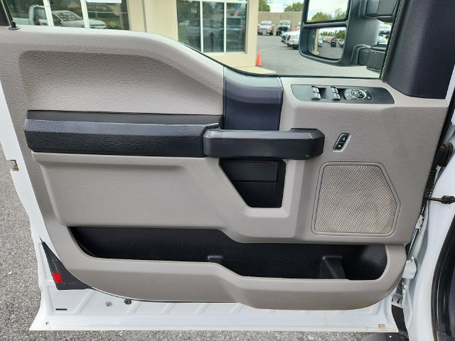 Used 2022 Ford F350 XL w/ STX Appearance Package AWD/4WD image 12