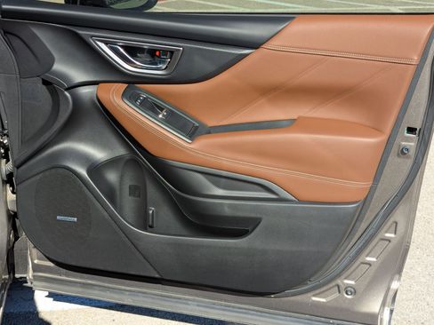 Used 2020 Subaru Forester Touring image 28