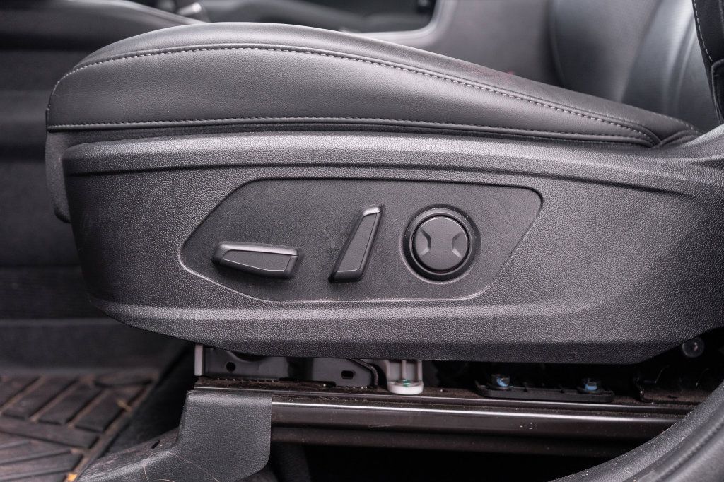 Used 2024 Kia Sorento S AWD/4WD image 19