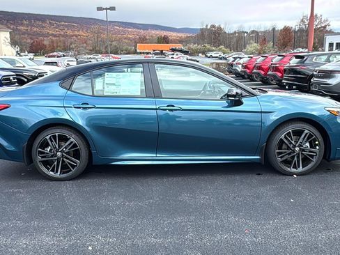 New 2026 Toyota Camry XSE FWD image 3
