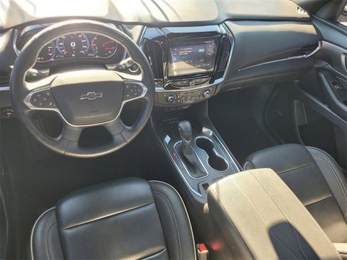 Certified 2023 Chevrolet Traverse Premier w/ Redline Edition image 12