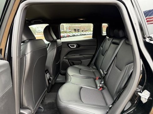 New 2026 Jeep Compass Latitude image 30