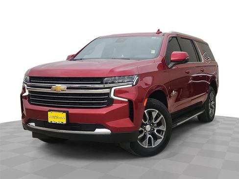 Used 2024 Chevrolet Suburban LT w/ LT Signature Plus Package RWD image 1