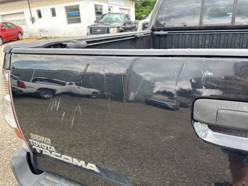 Used 2014 Toyota Tacoma 4x4 Double Cab image 23