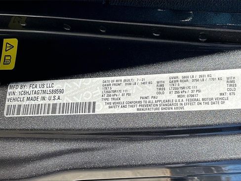 Used 2021 Jeep Gladiator Willys image 20