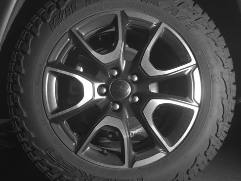 Used 2025 Jeep Compass Trailhawk image 14