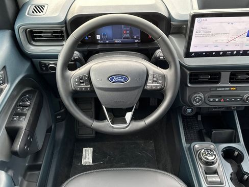 New 2025 Ford Maverick Lariat w/ Black Appearance Package image 15