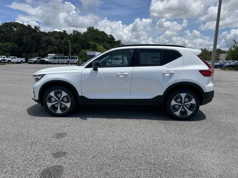 New 2026 Volvo XC40 B4 Plus w/ Protection Package image 6