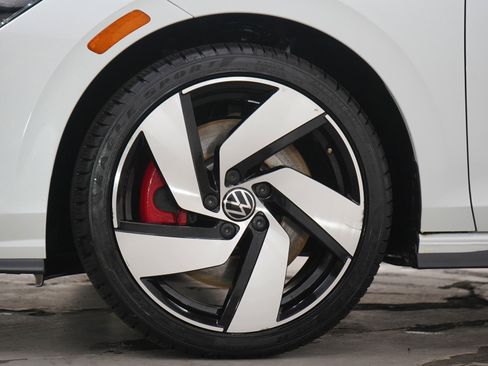 Used 2023 Volkswagen GTI SE image 28