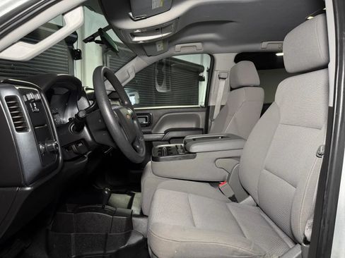 Used 2016 Chevrolet Silverado 1500 W/T w/ WT Convenience Package AWD/4WD image 24