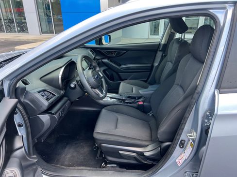 Used 2018 Subaru Impreza 2.0i Premium w/ Eyesight & BSD & Rcta AWD/4WD image 8