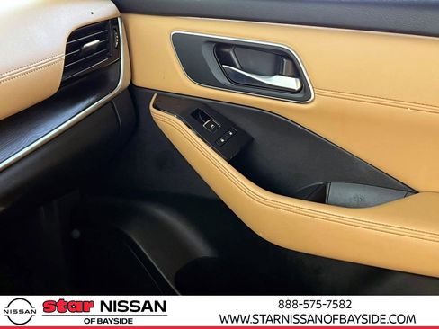 Used 2023 Nissan Rogue Platinum w/ Platinum Premium Package image 34