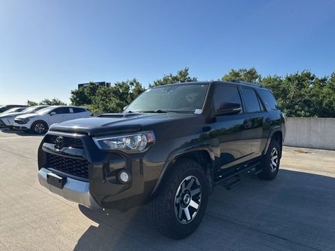 Used 2018 Toyota 4Runner TRD Off-Road Premium w/ Convenience Package image 7
