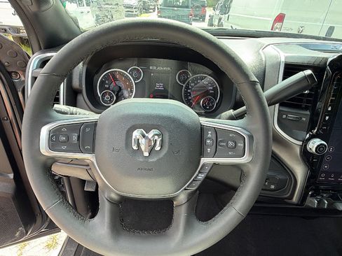 Used 2025 RAM 2500 Big Horn AWD/4WD image 26
