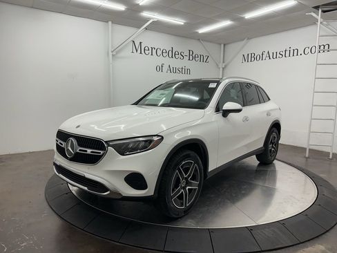 New 2026 Mercedes-Benz GLC 300 image 3