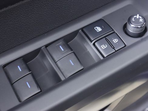 Used 2022 Toyota Tundra SR5 w/ TRD Off-Road Package image 28