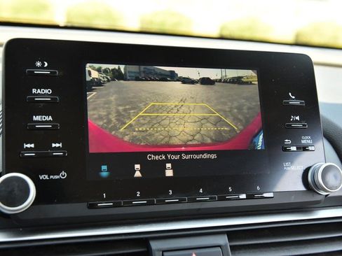 Certified 2018 Honda Accord LX image 12