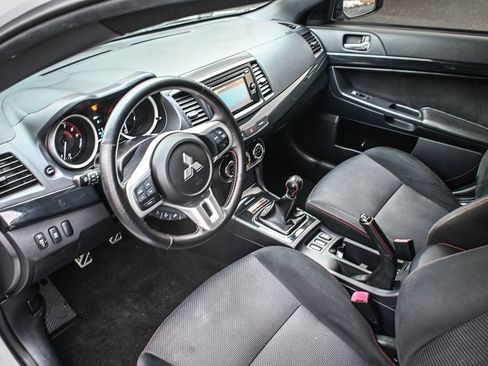 Used 2015 Mitsubishi Lancer Evolution Final Edition image 9