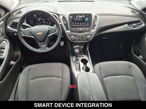 Used 2016 Chevrolet Malibu LT FWD image 25