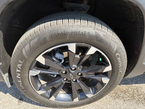 Used 2025 Chevrolet Equinox RS image 14