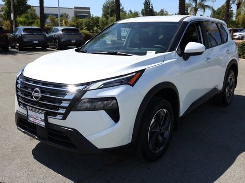 New 2026 Nissan Rogue SV image 8