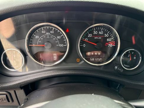 Used 2016 Jeep Wrangler Unlimited Rubicon AWD/4WD image 19