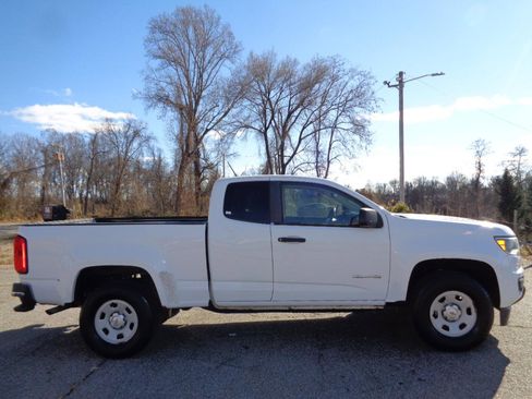 Used 2015 Chevrolet Colorado W/T image 4