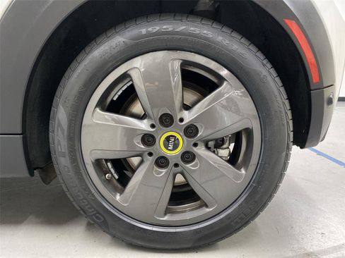 Used 2024 MINI Cooper SE FWD image 23