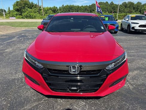 Used 2020 Honda Accord Sport image 3