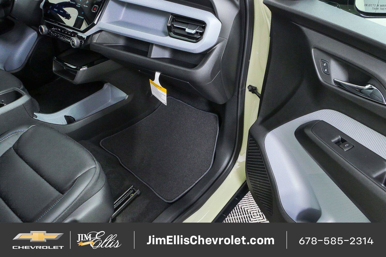 New 2027 Chevrolet Bolt LT w/ Dual Panel Sunroof Package FWD image 22