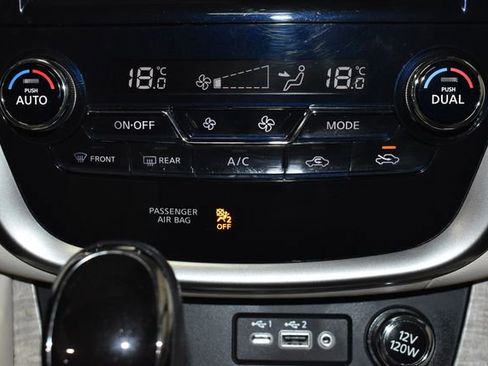 Used 2024 Nissan Murano SL image 19